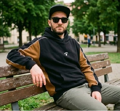BUZO New Bones Negro/Camel